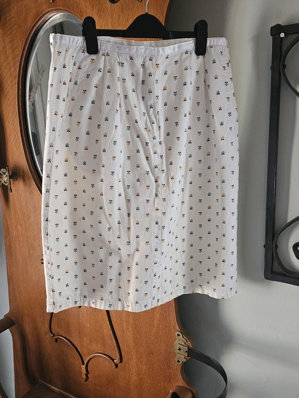 Vintage 80s Floral Denim Midi Skirt White Ditsy Flower 34 Waist